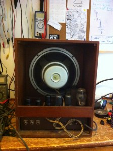 Long speaker cable allows the speaker to be placed up to about 3