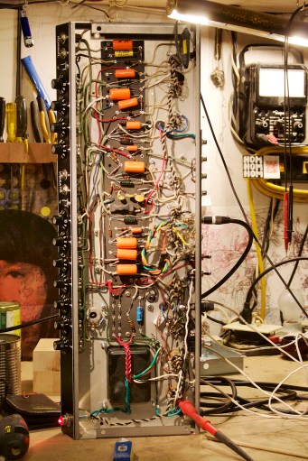 MJ dual showman chassis